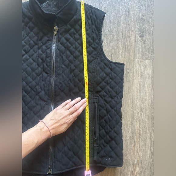 Black Quilted Vest - Picture 7 of 9